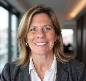 Jennifer Edwards